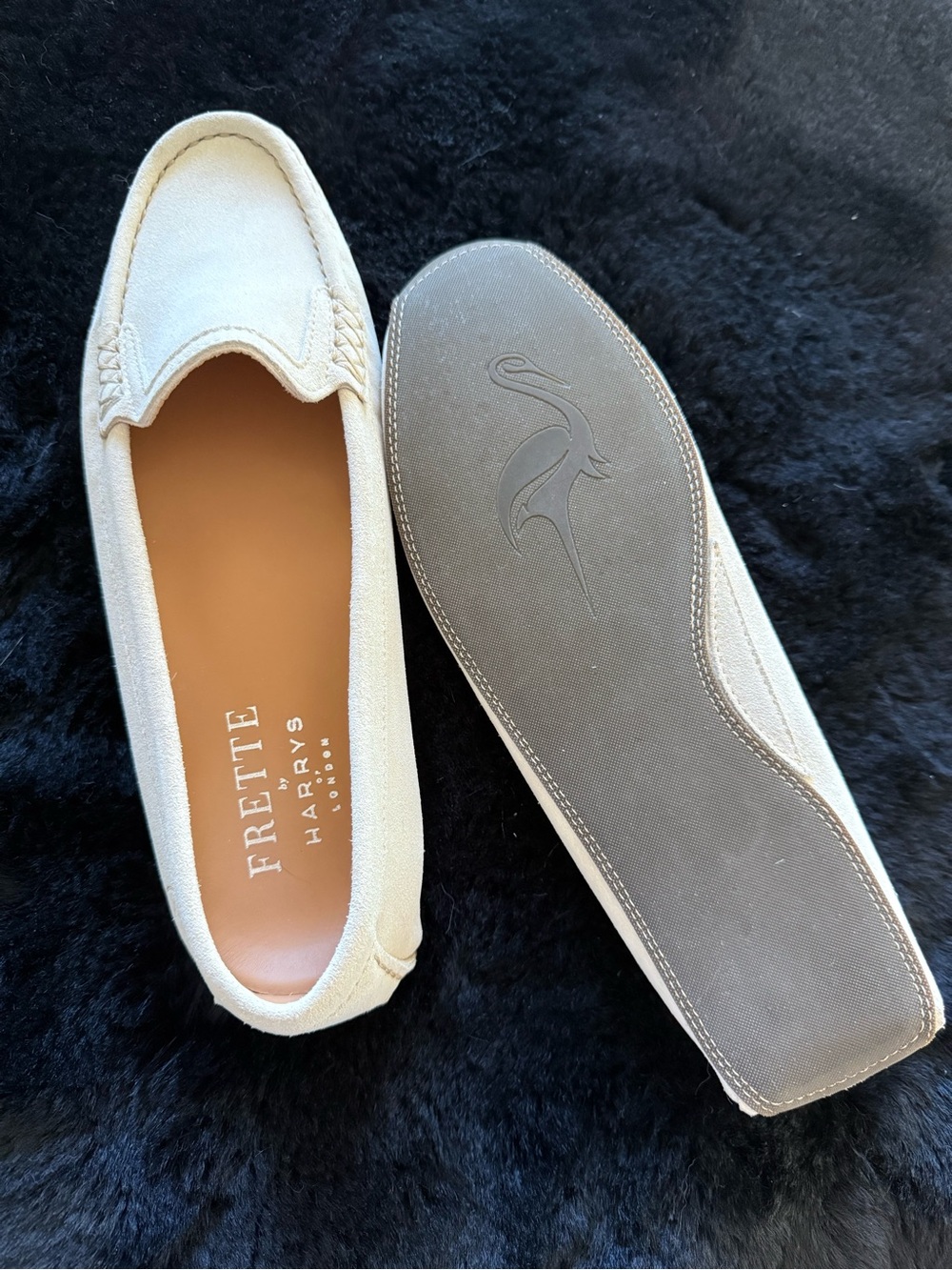 Frette Women's Cream Suede Driving Moccasins